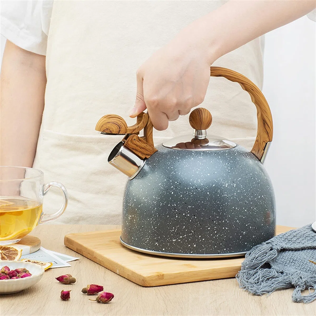 Tetera Hervidor de té de Acero Inoxidable Handilla de Grano de Madera Negro 2.5L SHISTLING Tea Pot for Cocina DE Gas Cocina DE Industrial DE LA Cocina DE LA Cocina DE LA Cocina del HOGAR Tetera