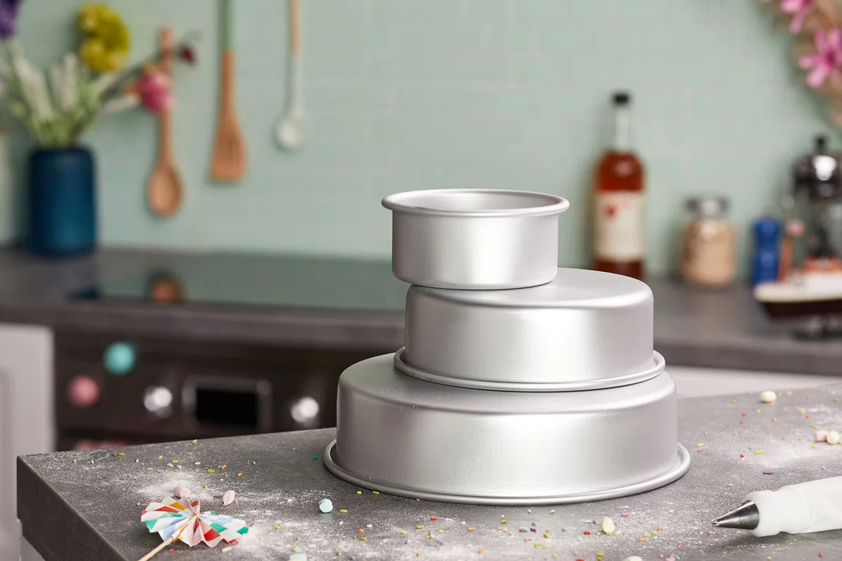Wilton 2105-0472 Herramientas de Cocina, Aluminio, 4 x 2 in. (10.1 x 5.08 cm), 6 x 2 in. (15.2 x 5.08 cm) and 8 x 2 in. (20.3 x 5.08 cm)