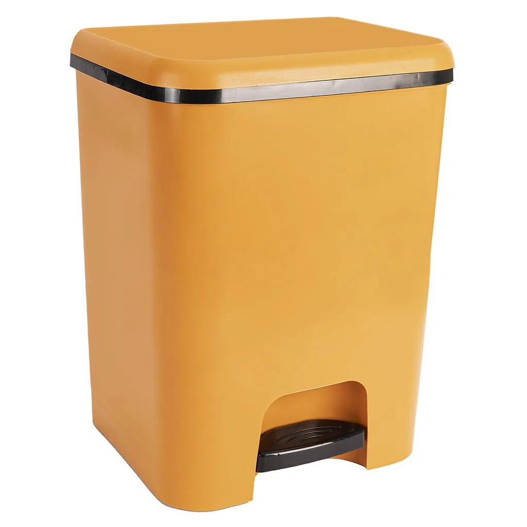COM-FORT HOUSE | Cubo de Basura con Pedal | Capacidad de 26 litros | Cubo Reciclaje | Color Mostaza | Limpieza Fácil