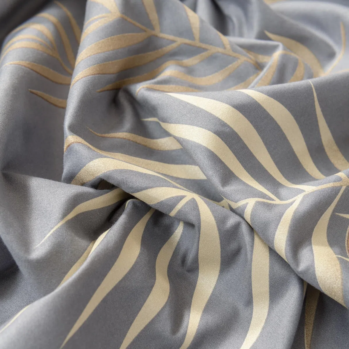 Funda nórdica de 240 x 260 cm, hojas de palmera tropicales con motivo dorado gris, juego de ropa de cama de microfibra suave para 2 personas adultas con cremallera y fundas de almohada de 65 x