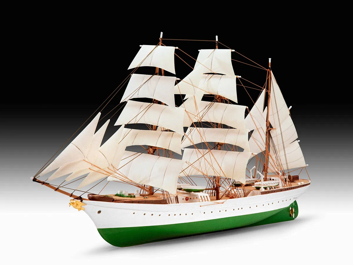 Revell - Maqueta Gorch Fock