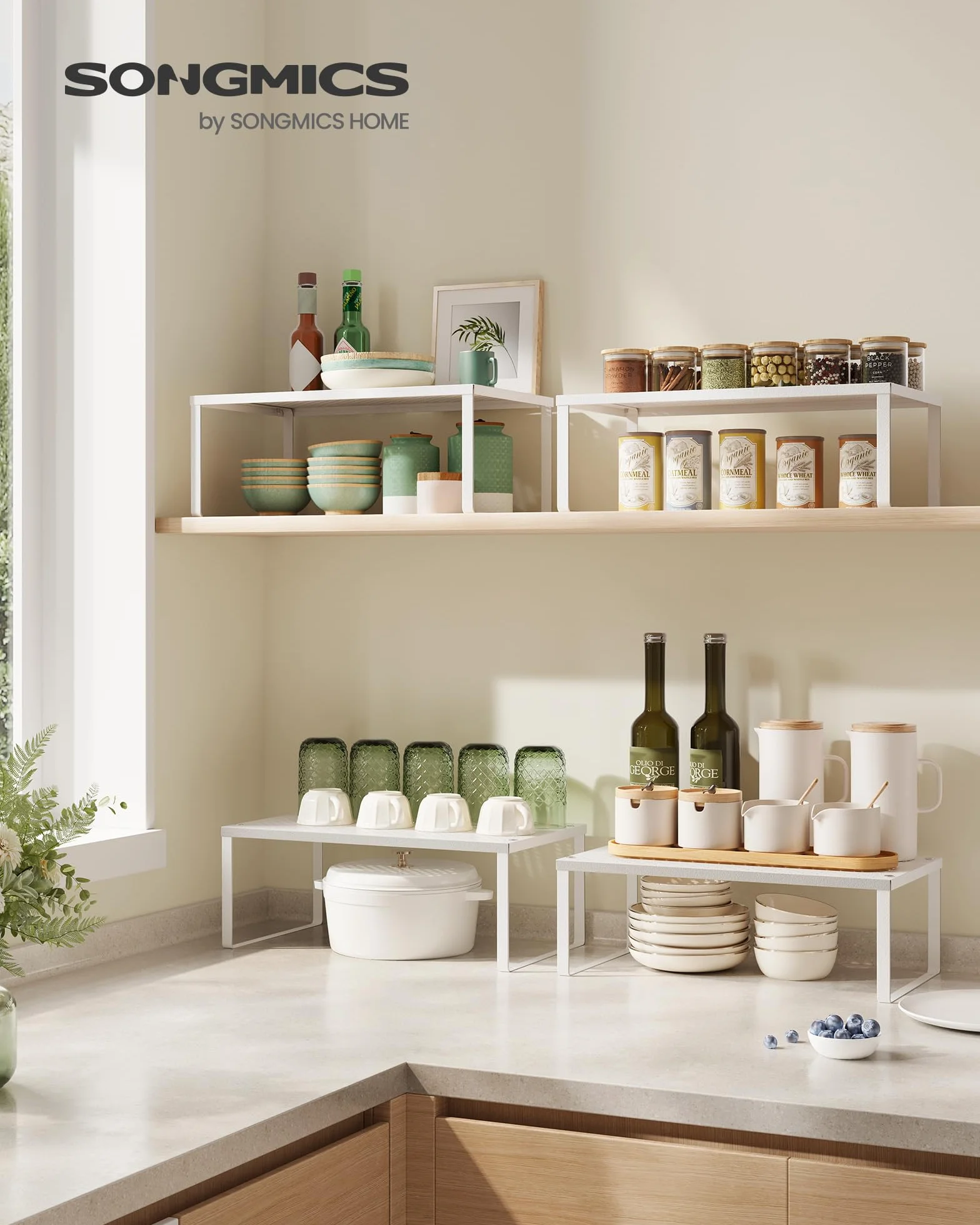 SONGMICS Especiero, Estante para Especias, Organizador para Armarios, para Mostradores, Elevador de Estantes, Apilable, Ampliable, Juego de 2 Estantes Metálicos para Cocina, Blanco KCS401W01