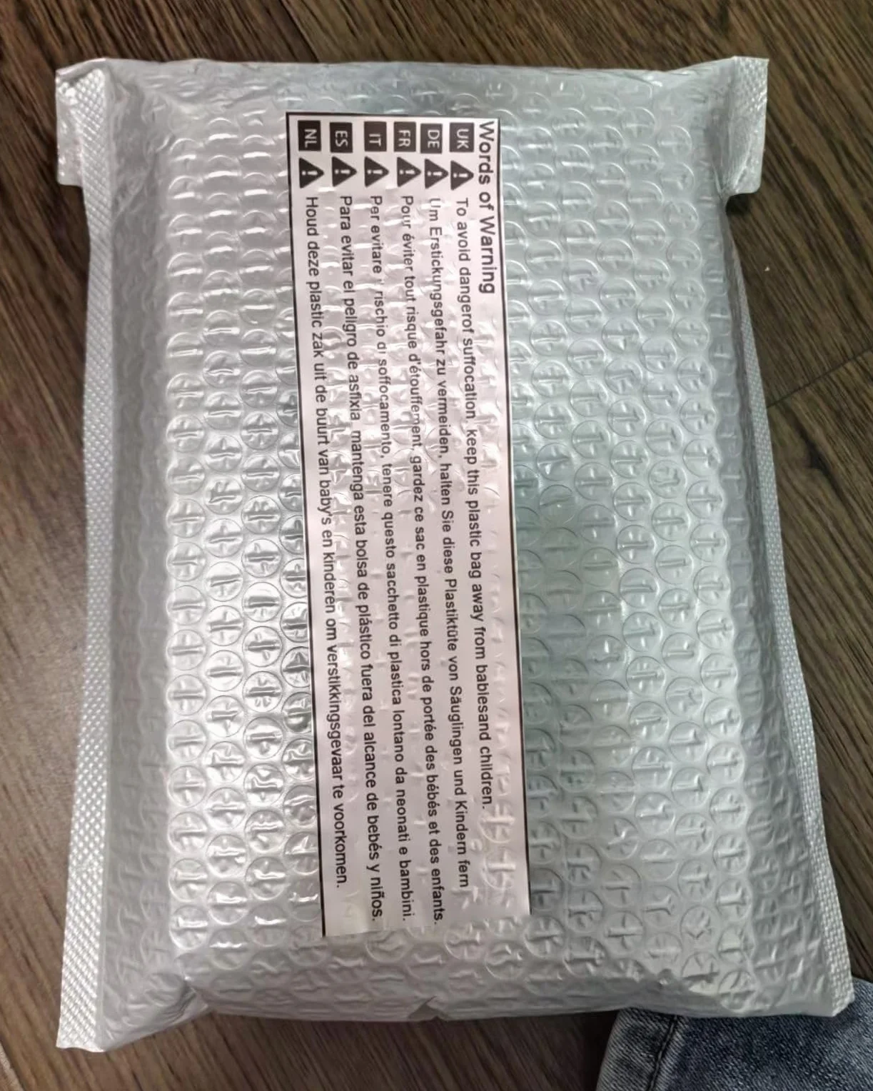 Jarra de agua cristal con grifo, soporte madera, dispensador bebidas for vino, whisky, cerveza, zumo, limonada, regalo ideal for novio, marido o padre(2l)