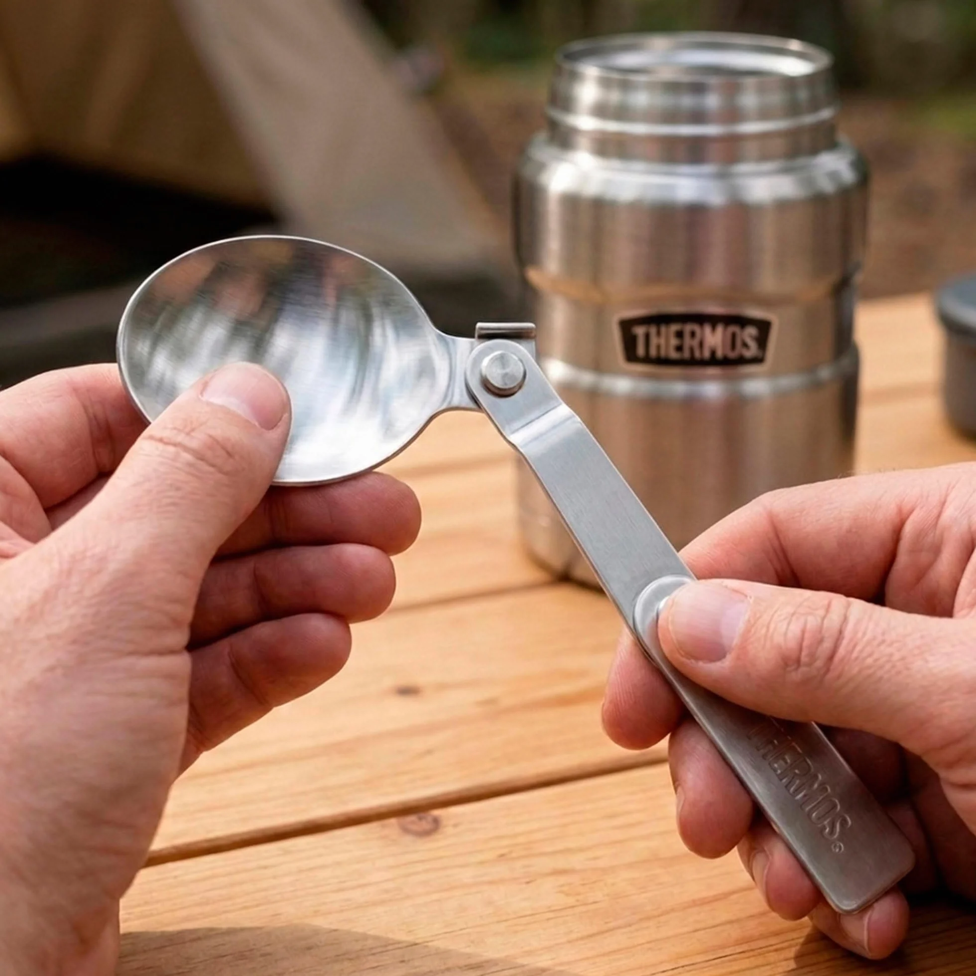 Thermos Termo Acero Inoxidable, 470 ml, 9x9x15 cm, Incluye Cuchara, Doble Aislamiento, Rendimiento térmico 9h Calor y 14h frío, Termos para Comida Caliente