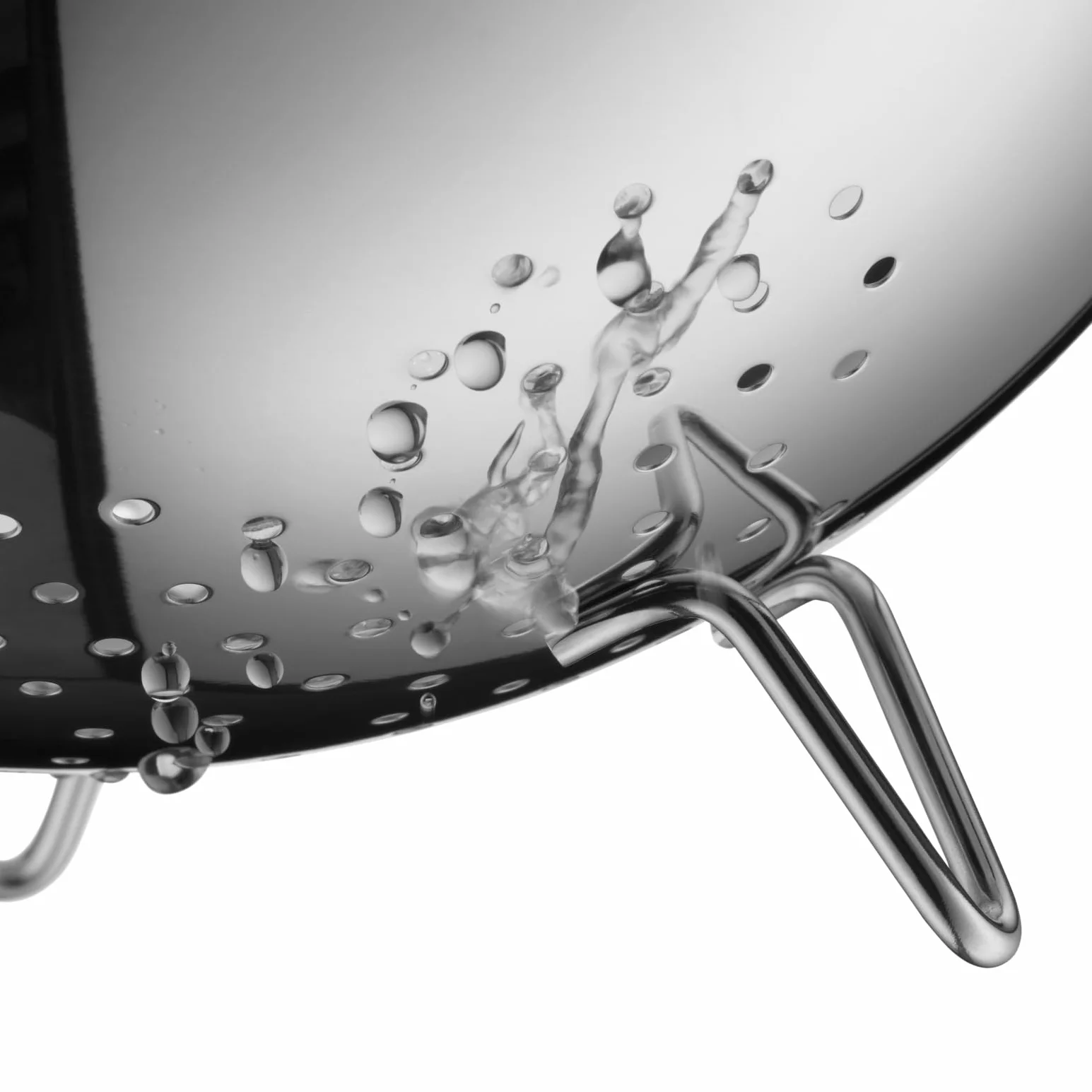 WMF Gourmet - Colador de Acero Inoxidable Cromargan 24 cm, Escurridor de Cocina con Patas, Apto para Lavavajillas