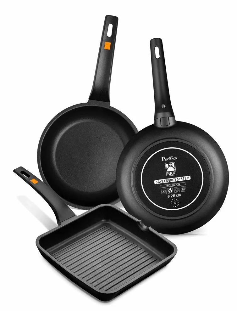 BRA Efficient | Grill asador con rayas, aluminio fundido con antiadherente, apto para todo tipo de cocinas incluido inducción, libre de PFOA, negro, 22 x 22 cm