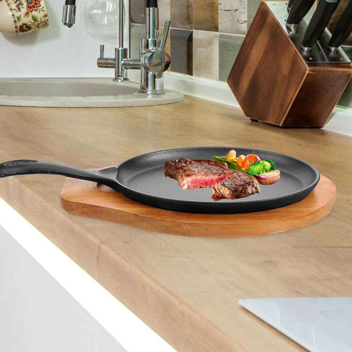 USHOBE Sartén de Hierro Fundido Sartén Antiadherente Redonda con Mango Portátil y Base de Madera Fácil de Limpiar y Duradera para Cocina en Casa
