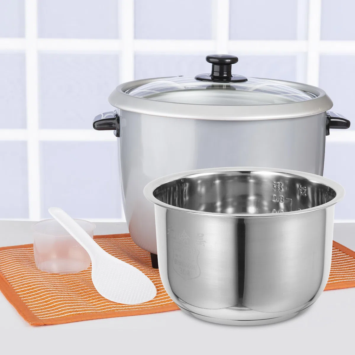 CLISPEED Olla arrocera interior de repuesto de acero inoxidable de 1,6 l de capacidad, fácil de limpiar, distribución eficiente del calor, accesorio de cocina plateado para olla arrocera eléctrica