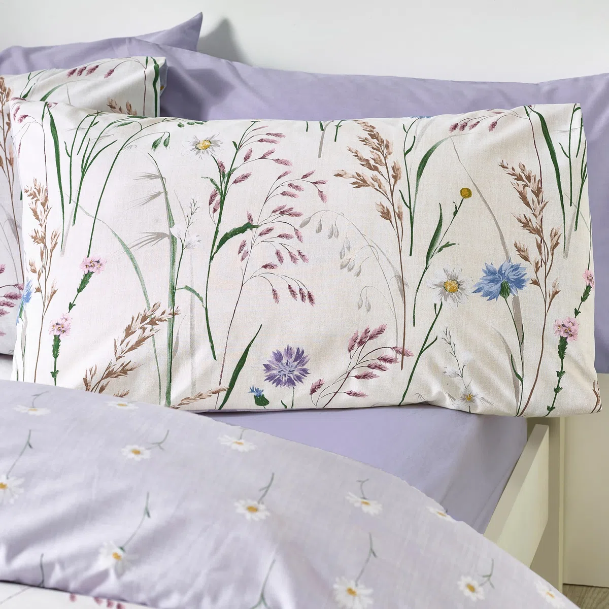 Catherine Lansfield Grasmere - Juego de Funda de edredón Reversible con Funda de Almohada, diseño Floral, Color Lila