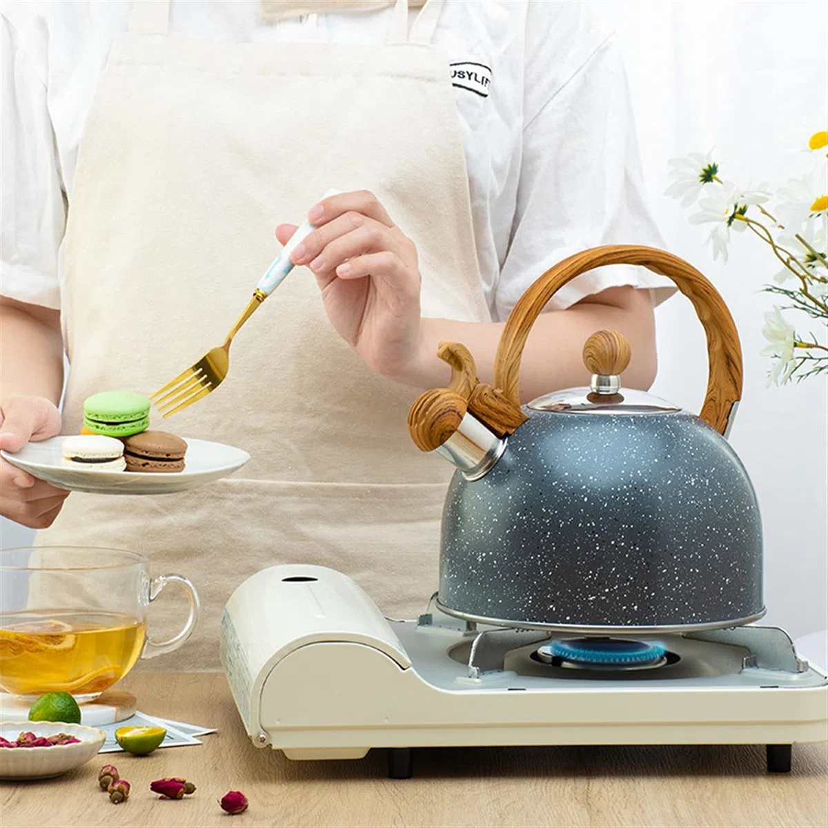 Tetera Hervidor de té de Acero Inoxidable Handilla de Grano de Madera Negro 2.5L SHISTLING Tea Pot for Cocina DE Gas Cocina DE Industrial DE LA Cocina DE LA Cocina DE LA Cocina del HOGAR Tetera
