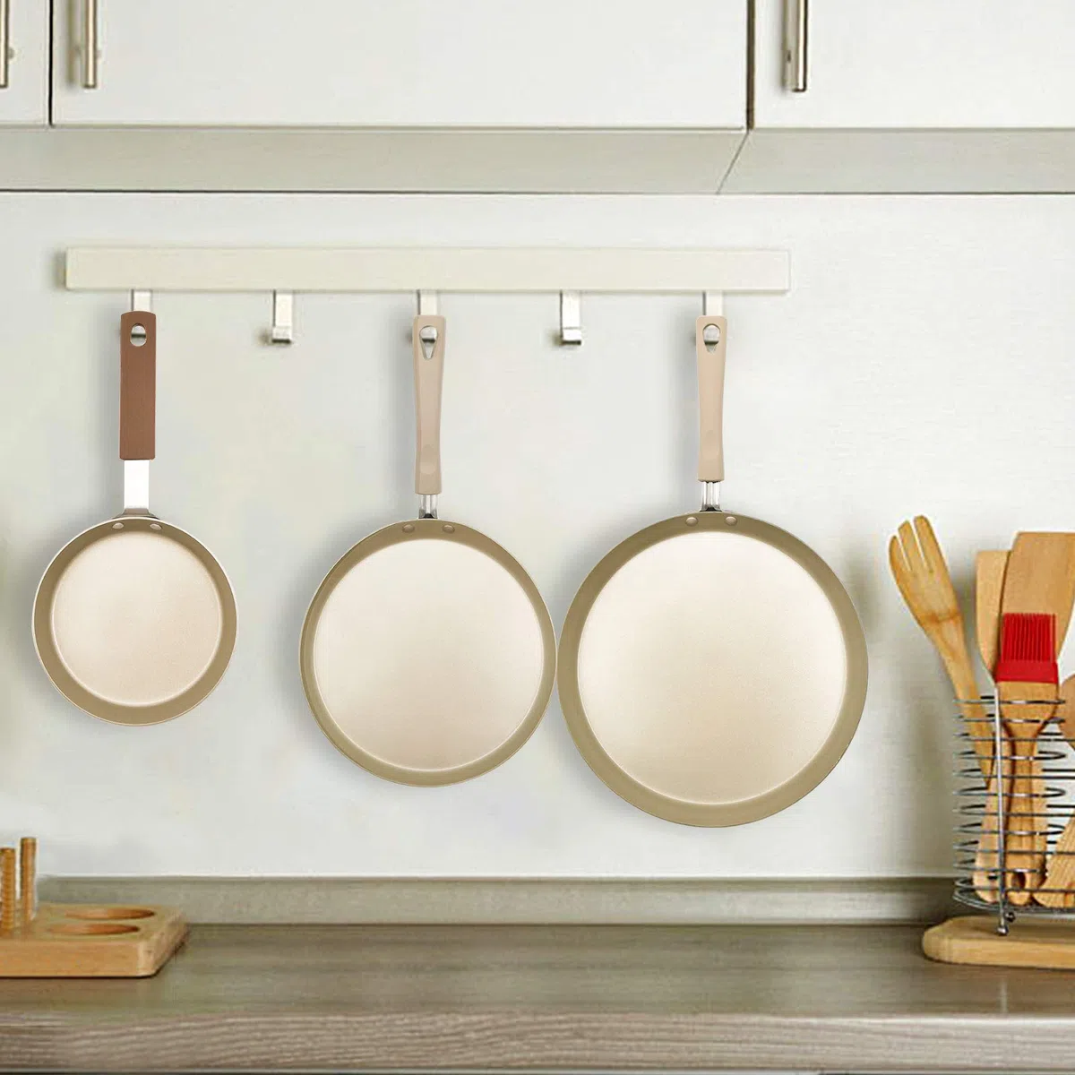 Sartén de Crepes y Tortitas Inducción Antiadherente Aleación de Aluminio Pan de Tortilla Cazos de Cocina para Hacer Bistec Tortitas Mollete etc 20m con Utensilios de Cocina