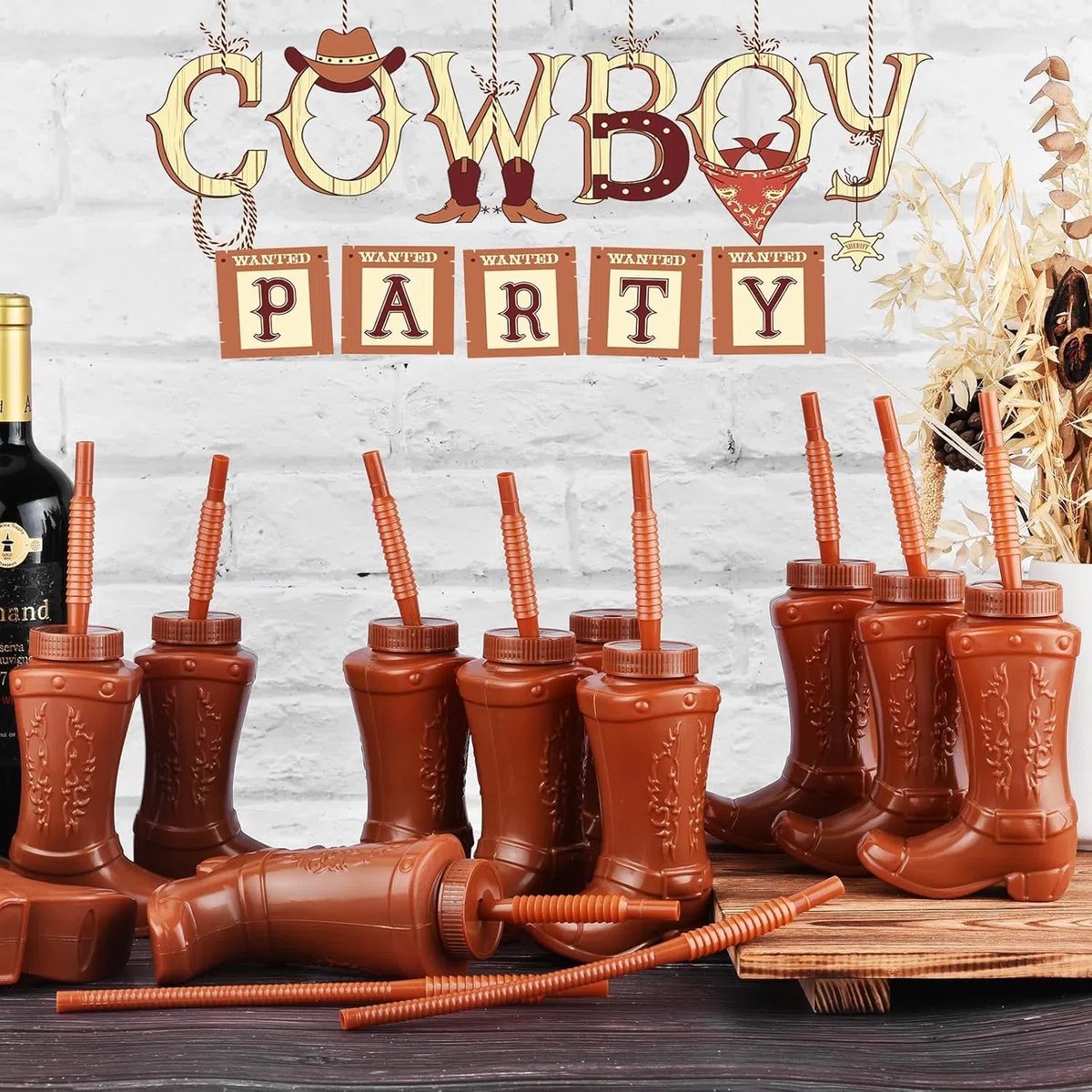 ALINK Tazas de barco vaquero con pajitas y tapas, 12 tazas de vaquero de 10 oz para rodeo occidental temática fiesta favorita, cumpleaños, vacaciones, eventos, accesorios y decoraciones - marrón