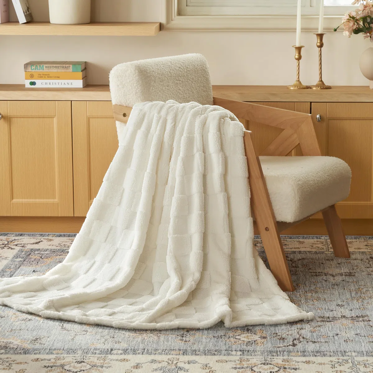 Joiedomi Manta Twin de Forro Polar Blanca a Cuadros, 152 x 203 cm, acogedora y Suave para Cama, Regalo para Mujeres, Madres y niñas