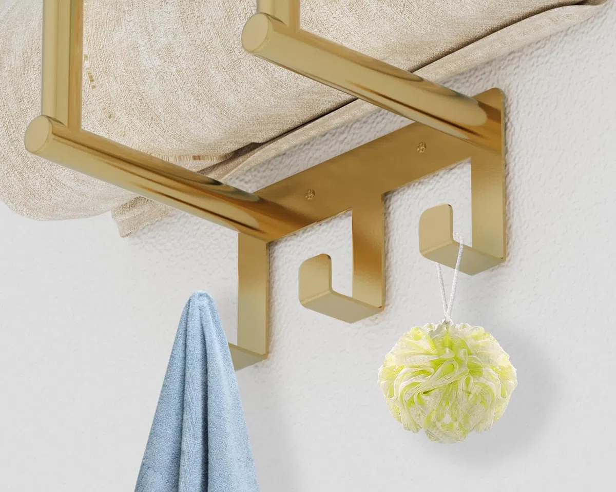Toalleros de Baño Pared BETHOM Dorado 50 CM Colgador de Toallas para el Baño con Balda y 3 Ganchos Acero Inoxidable Soporte Toallas Baño de Almacenamiento para Toallas 3 Enrolladas