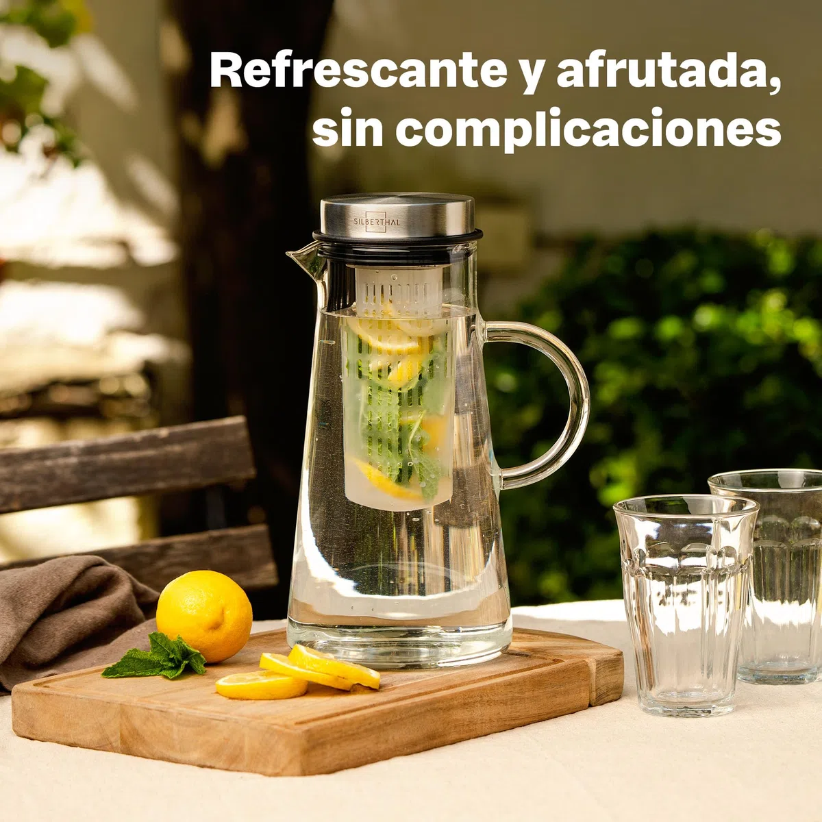 SILBERTHAL Jarra 2 litros cristal y acero inoxidable - Jarra sangria - Trasparente con asa y tapa