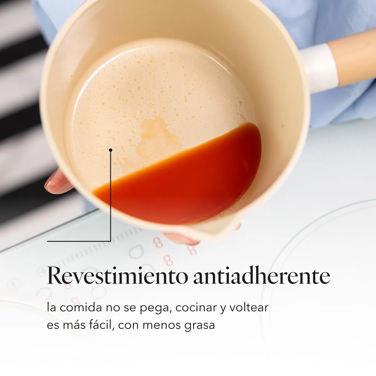 FLORINA Nube cacerola de aluminio | 16 cm | 1,6 l | Apta para inducción | Revestimiento cerámico resistente a los arañazos | Mango suave al tacto con efecto madera | Para todo tipo de placas
