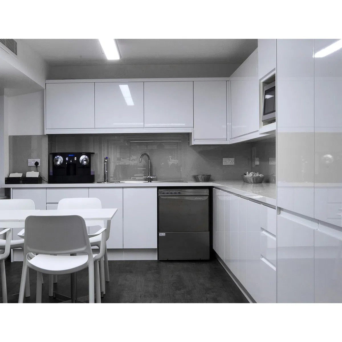 DecoMeister Vinilo Adhesivo Muebles Blanco Brillo Papel Decorativo Autoadhesivo Para Forrar Encimera Cocina Lámina Impermeable Para Exterior Puerta Pegatina Para Armario Mesa En Rollo 100 x 300 cm
