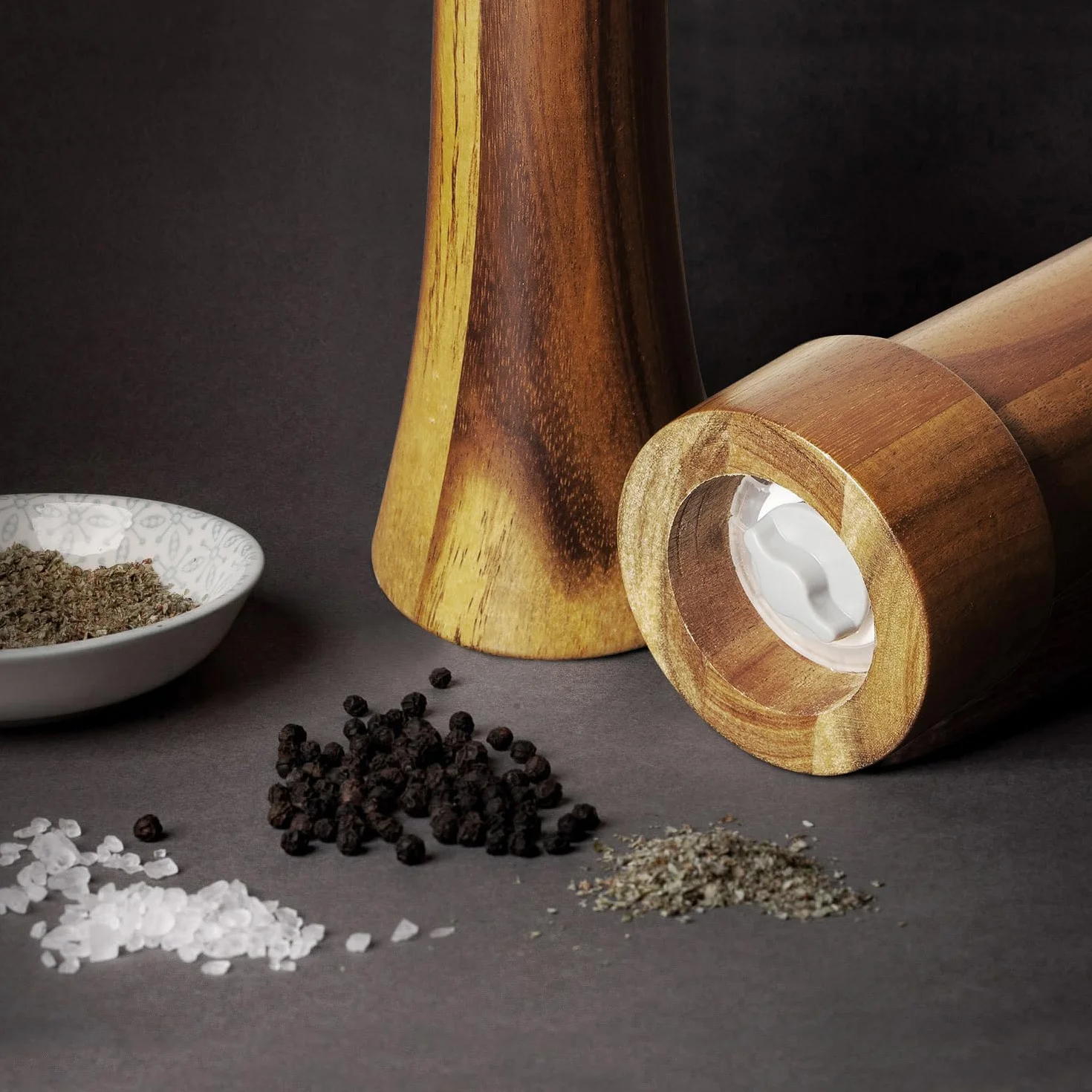 Molinillos de Sal y Pimienta con Diseño de Ajedrez en Madera - Juego de Molinillo de Sal y Pimienta Manual con Mecanismo de Cerámica, Tamaño Pequeño 20cm