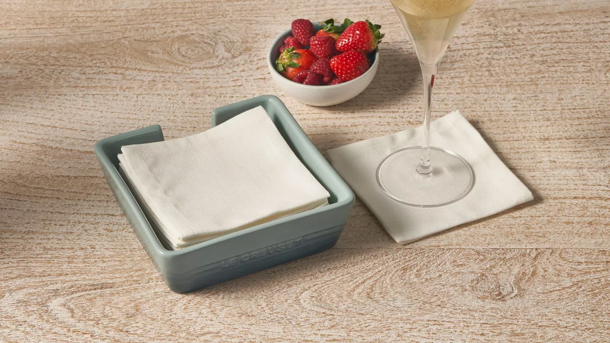 Le Creuset Servilletero de cóctel de gres, 15,24 cm, chalota
