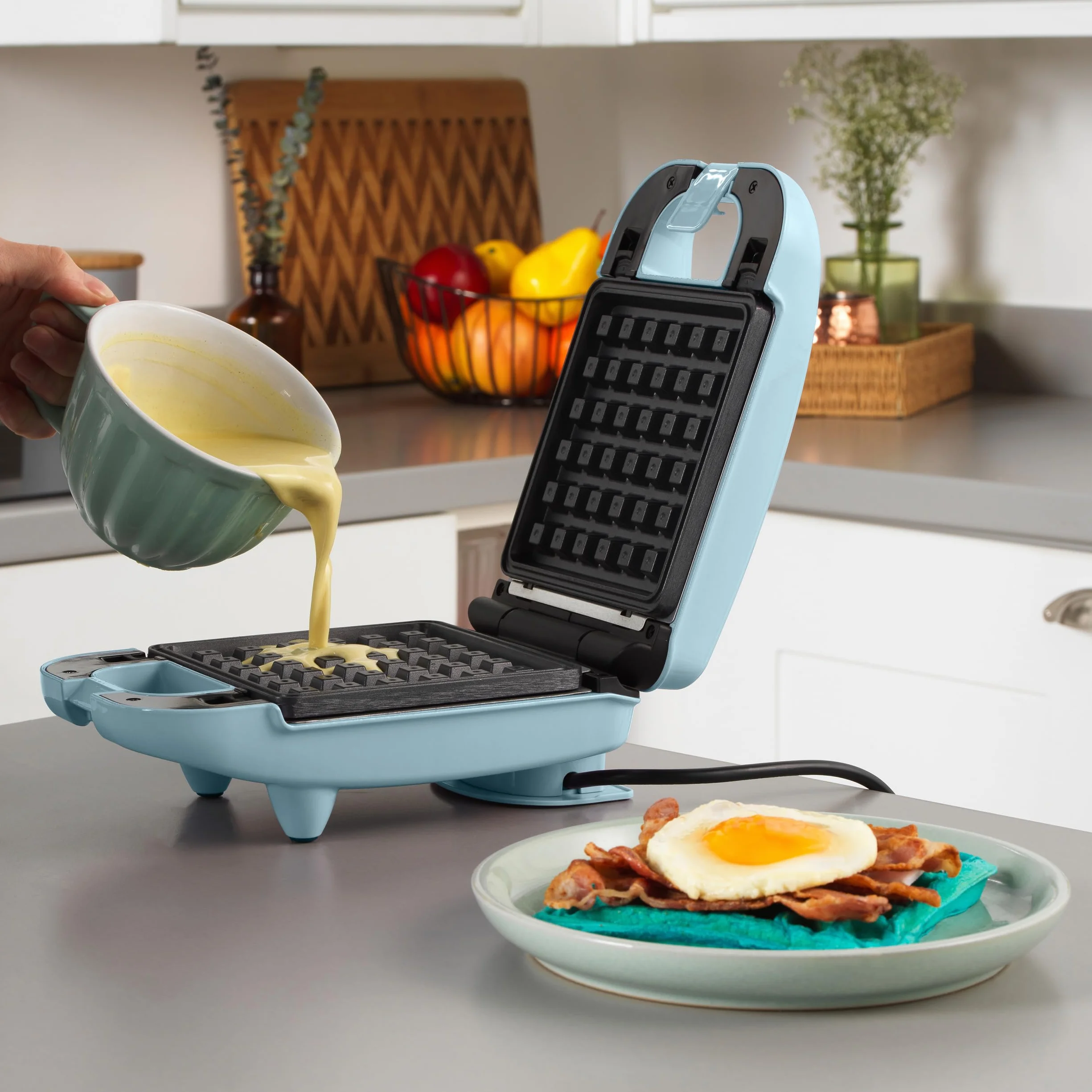 GILES & POSNER Máquina de Mini Delicias 3 en 1 – Donuts, Cake Pops, Máquina de Gofres, Placas de Cocción Desmontables Antiadherentes, Fácil Limpieza, Compacta, Repostería para Niños, 650 W