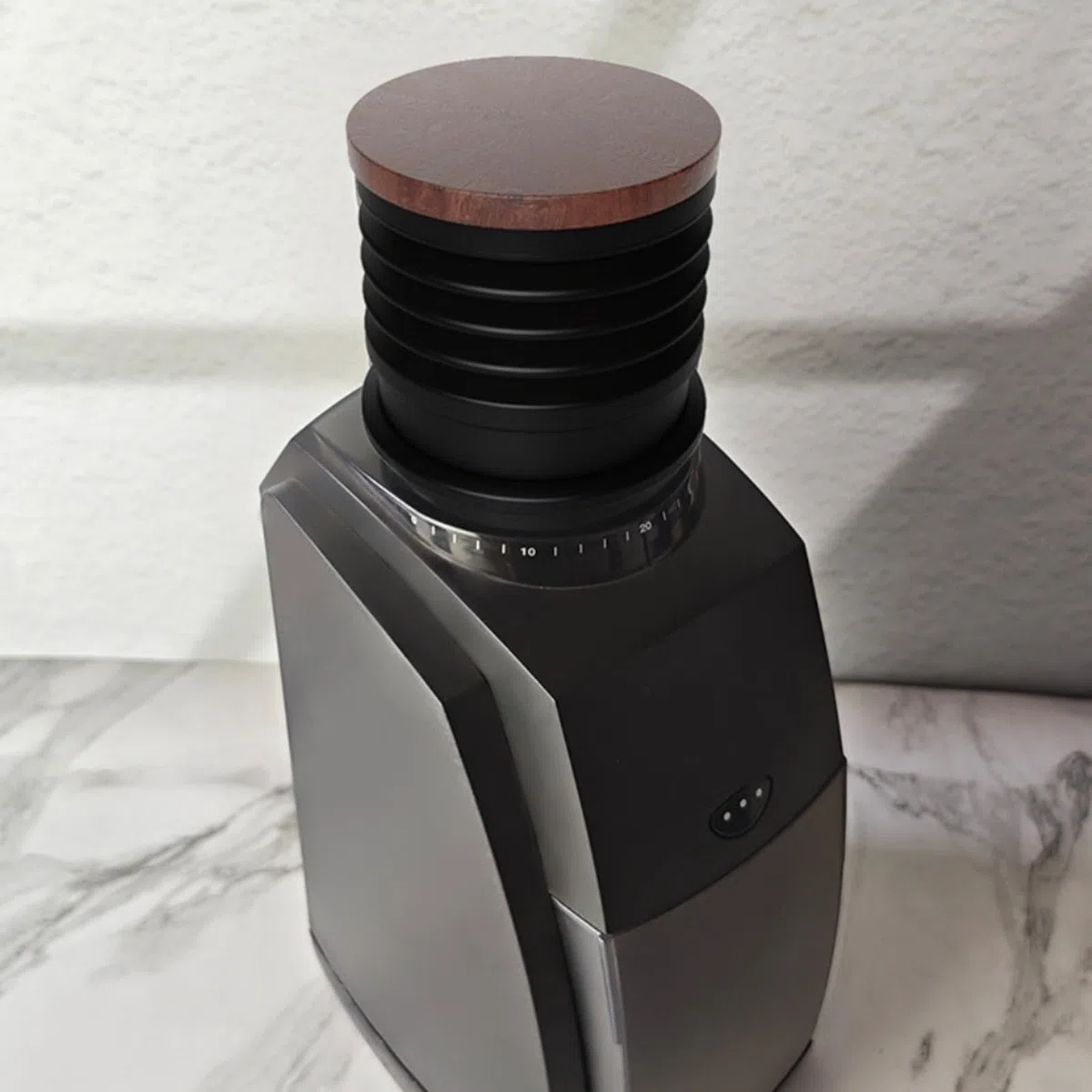 Fuelle de silicona y tapa de aluminio para molinillo Baratza Encore, dosis única para kit de tolva que reduce la retención (cubierta de madera)