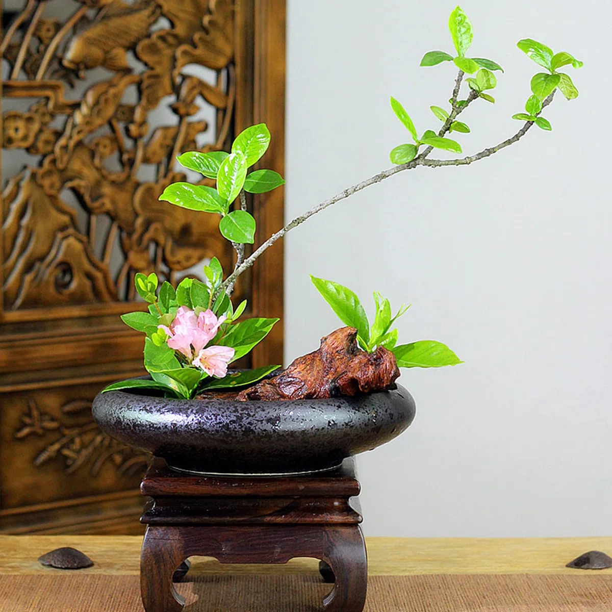 Suministros para arreglos florales CRAFFANCY, jarrón de cerámica ikebana profundo y redondo con ranita de flores Kenzan de 5 cm para arreglo floral y decoración del hogar, negro con manchas