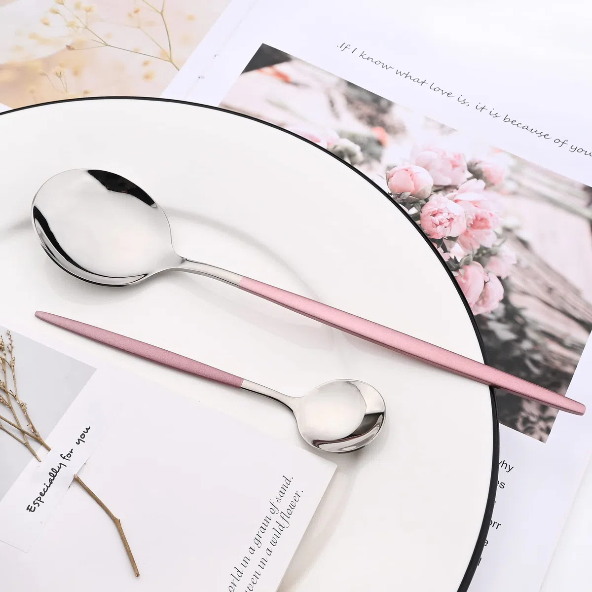 Juego de cubiertos de espejo, 24 piezas de cubiertos de acero inoxidable 18/0 con mango rosa, vajilla simple y moderna para fiesta en casa, restaurante, cena de Navidad, servicio para 6 (rosa