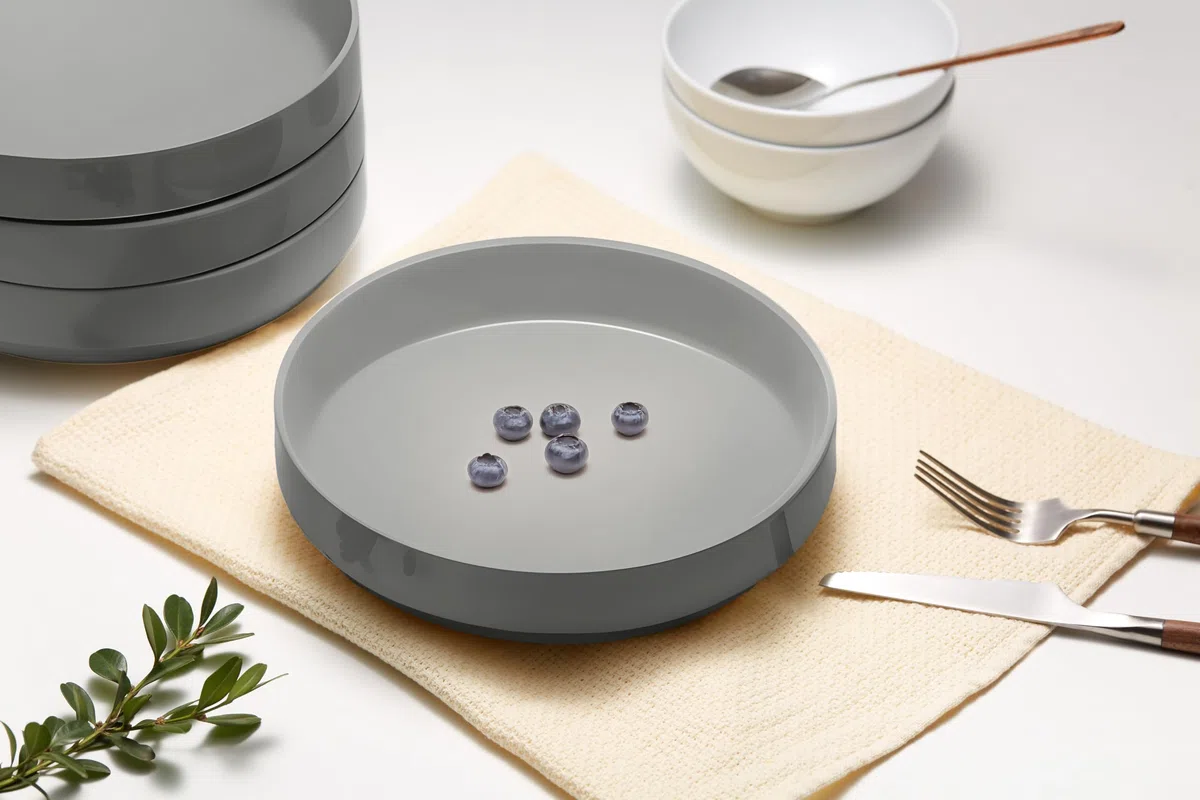 KooK Cuencos grandes de cerámica para pasta, aptos para microondas y lavavajillas, ideales para sopas y ensaladas, cuencos poco profundos, porcelana brillante, 48 onzas, juego de 4, gris polvo