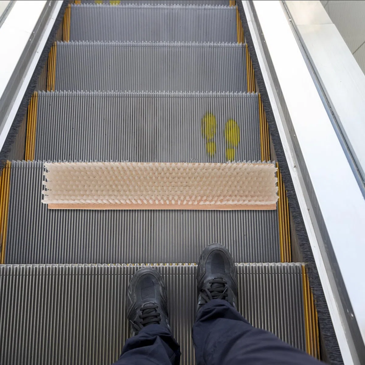 Cepillo de Limpieza para Ranuras Automático 48 Cm X 10 Cm para Escaleras Mecánicas, Herramienta de Mantenimiento Industrial para Suelos Comerciales, Adecuado para Limpieza