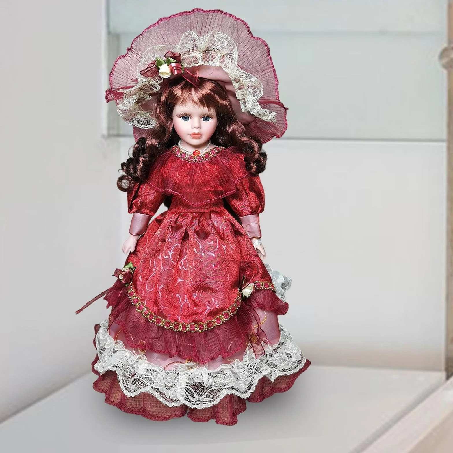 Muñeca de Elegante Figura Decorativa Miniatura con Vestido Antiguo y Sombrero Detallado Mujer Artesanía Adecuada para Regalar Cumpleaños, Burdeos, Individual