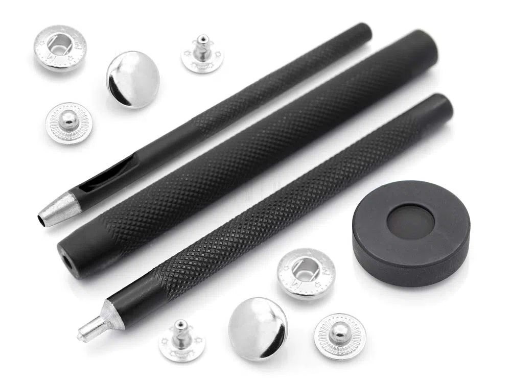 CRAFTMEMORE - Kit de fijación de botones con resorte en S para fijar el enchufe con 10 broches plateados, tamaño de la púa (12 mm)