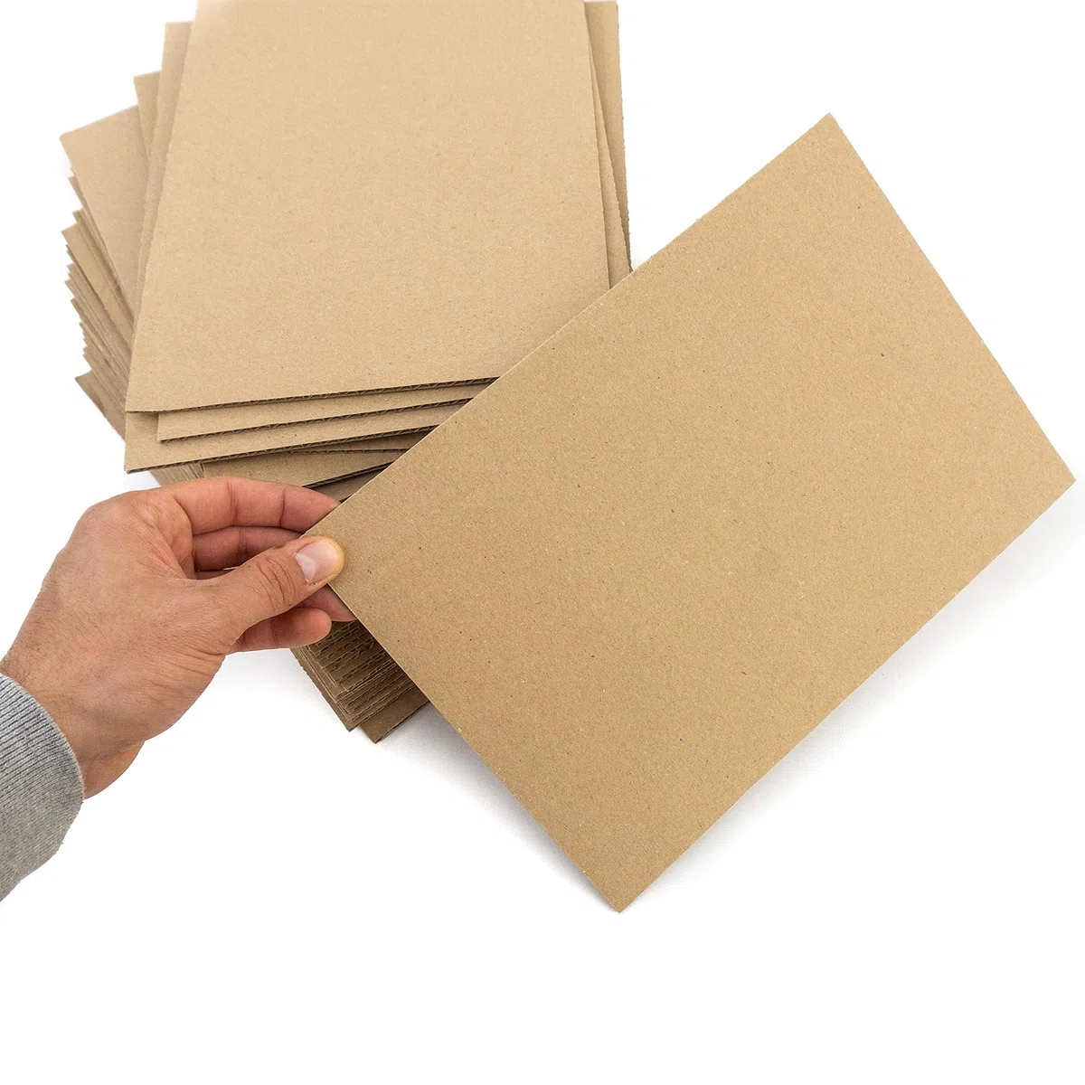 30 planchas de Cartón Corrugado A4 (210 x 297 mm), Laminas de cartón ondulado rígido 4 mm marrón kraft, para manualidades, envíos, cajitas, maquetas