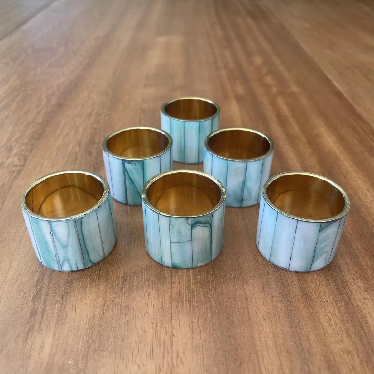 Servilleteros Dorados de Nácar Natural Azul Verdoso - Anillos para Servilletas Elegantes para Mesa Comedor Cocina - Servilleteros Decorativos Modernos (6)