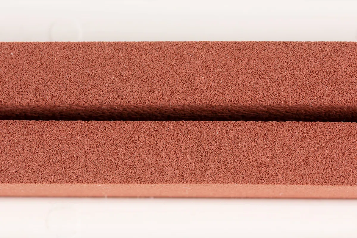 Carlisle 36692200 Flo-Pac suave doble espuma rasqueta de goma para suelo con marco de plástico, 22 cm ancho, rojo (caja de 10)