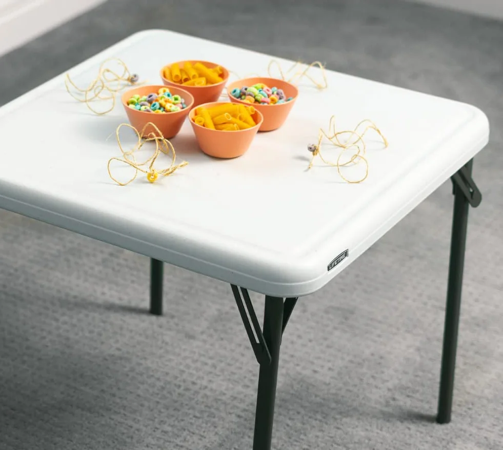 Lifetime 80425 Mesa Plegable Infantil, Crema, 61 x 61 x 54 cm