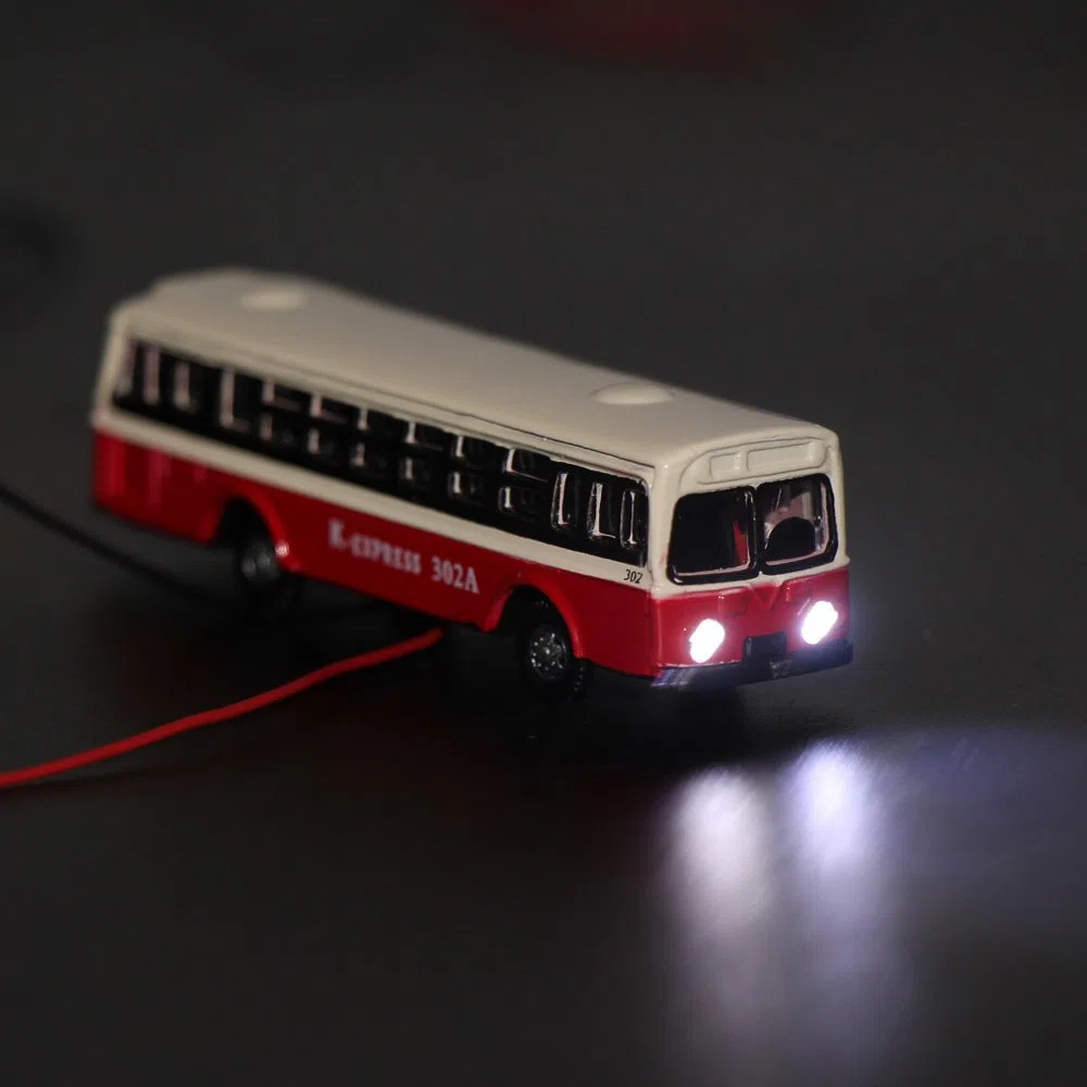 Evemodel 4piezas 1: 150 Coches en Miniatura iluminados Escala N Autobuses con Luces LED de 12V