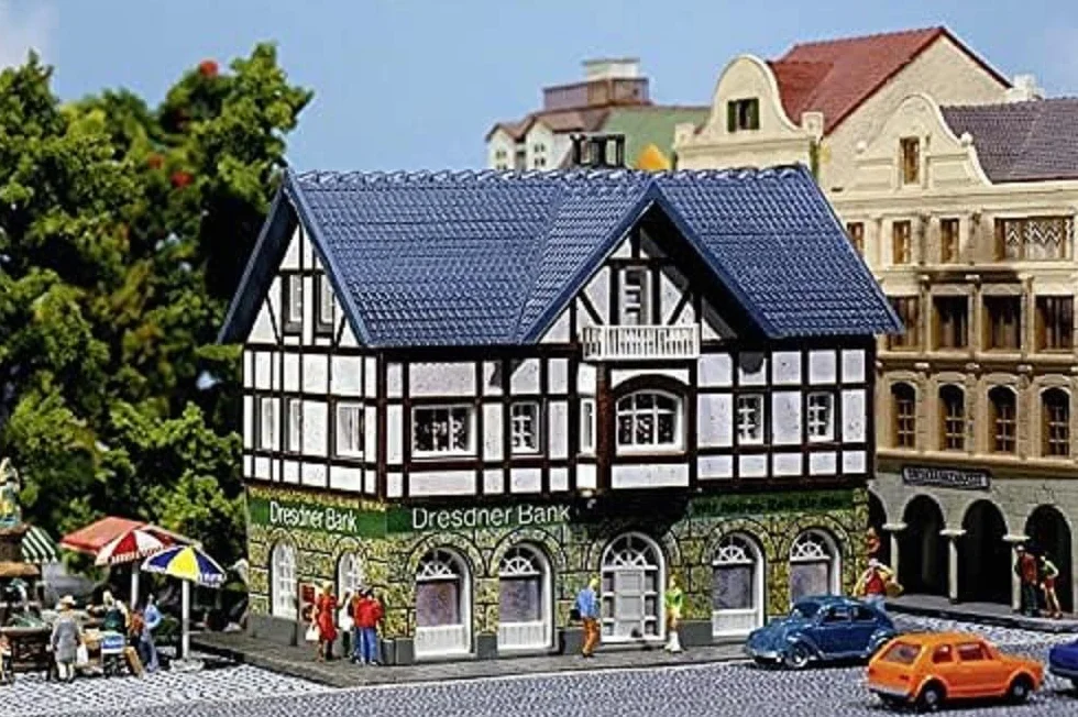 Faller – Dresdner Bank Branch – FA232565