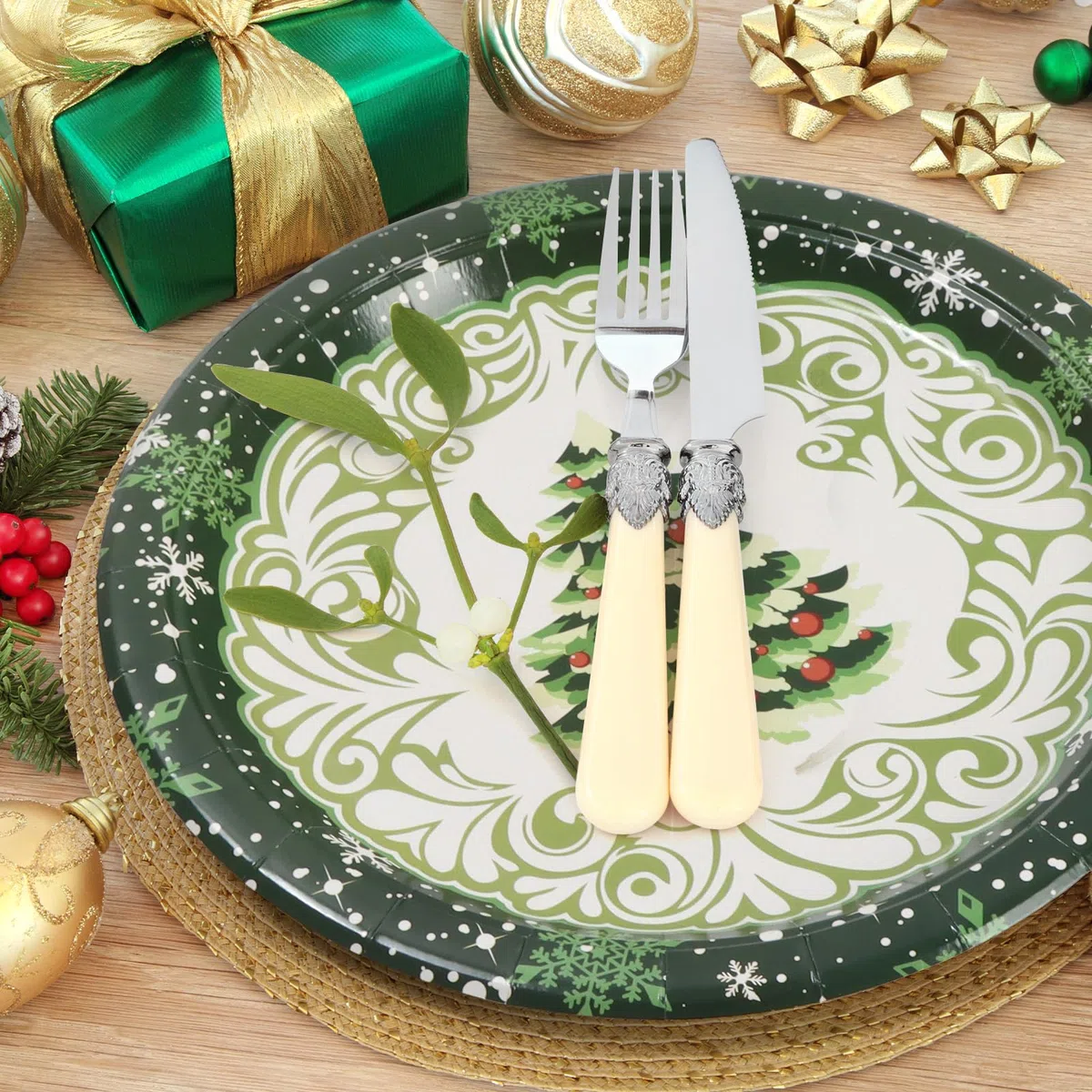 Platos y Servilletas De Papel Navideños 50 Unidades,Incluye 25 Unidades 23 cm Platos Navidad y 25 Unidades Servilletas,Patrón De Árbol De Navidad Verde,Para Decoraciones Navideñas