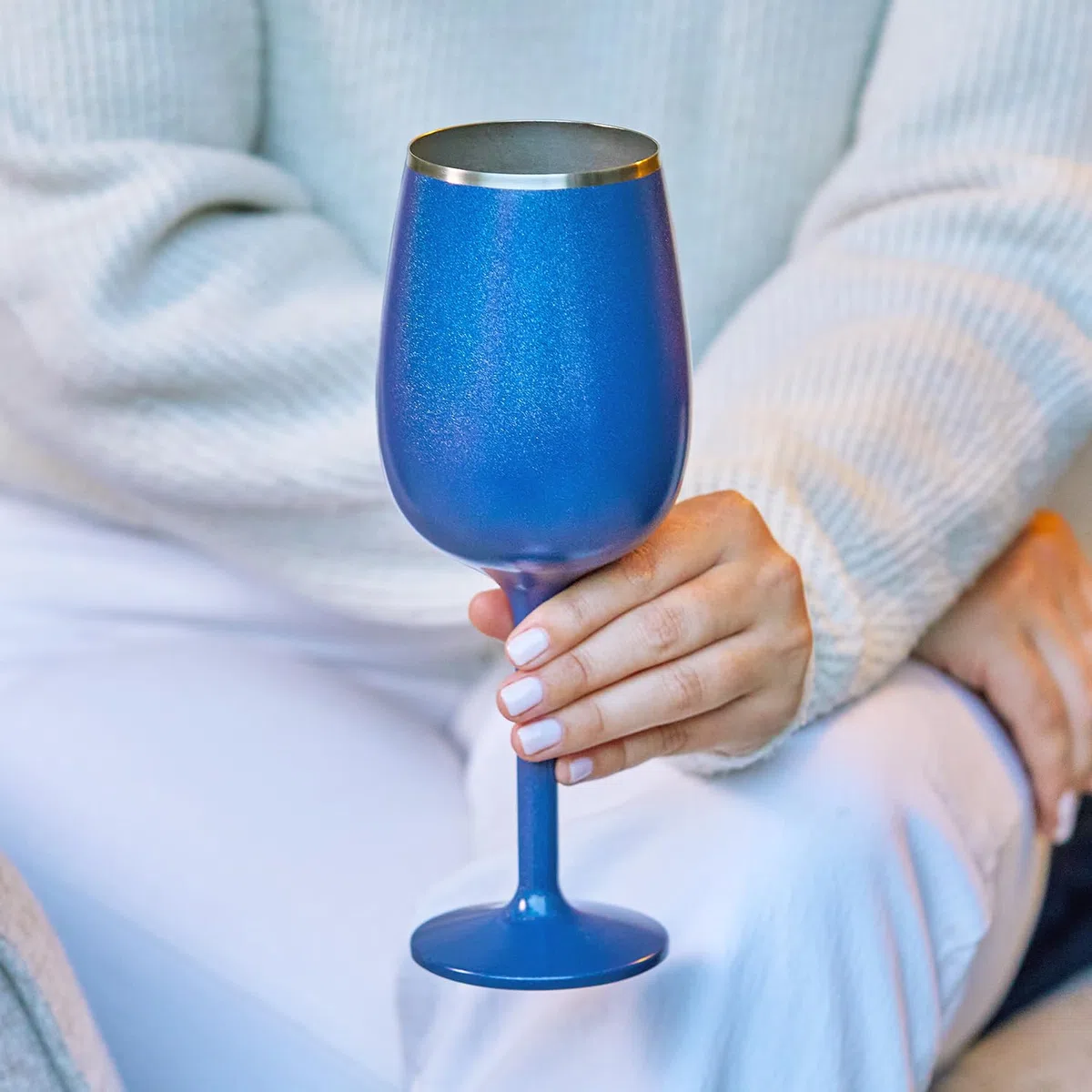 Newport Stemware Collection - Copa de vino de acero inoxidable aislada al vacío, copa de vino ligera, irrompible y las bebidas se mantienen frías, base de silicona antideslizante, copas de cóctel, 12