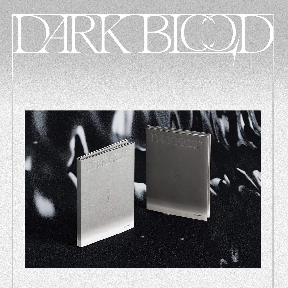 ENHYPEN – Libro de fotos Dark Blood (ENGENE ver. - RANDOM) Photo Book + CD-R + Card + Concept Card + Sticker + Postcard + 2 Pin Button Badges + 4 Extra Photocards