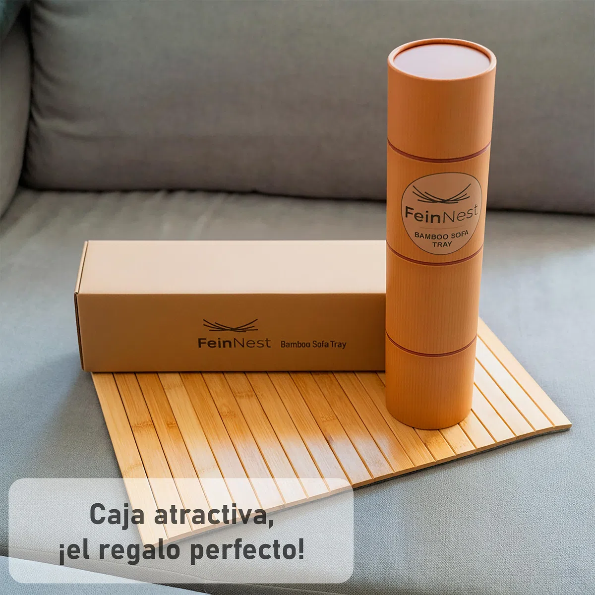 Bandeja para sofá – Organizador de reposabrazos de bambú Flexible, Base Antideslizante, 41,5 x 34 cm, Color Madera Natural, Caja de Regalo