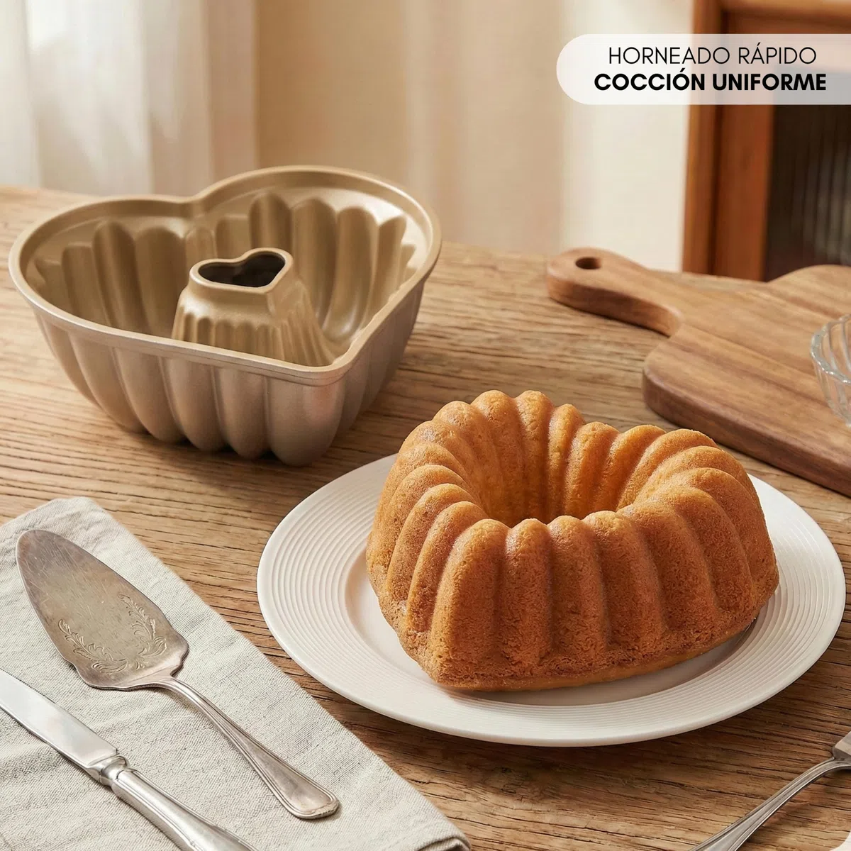 Erreke Molde para Bizcocho con Doble Capa Antiadherente, Amour | Aluminio Fundido Resistente. Savarín Cocción Uniforme. Para Repostería. Flan. Pudín. Gelatina. Para Repostería Casera