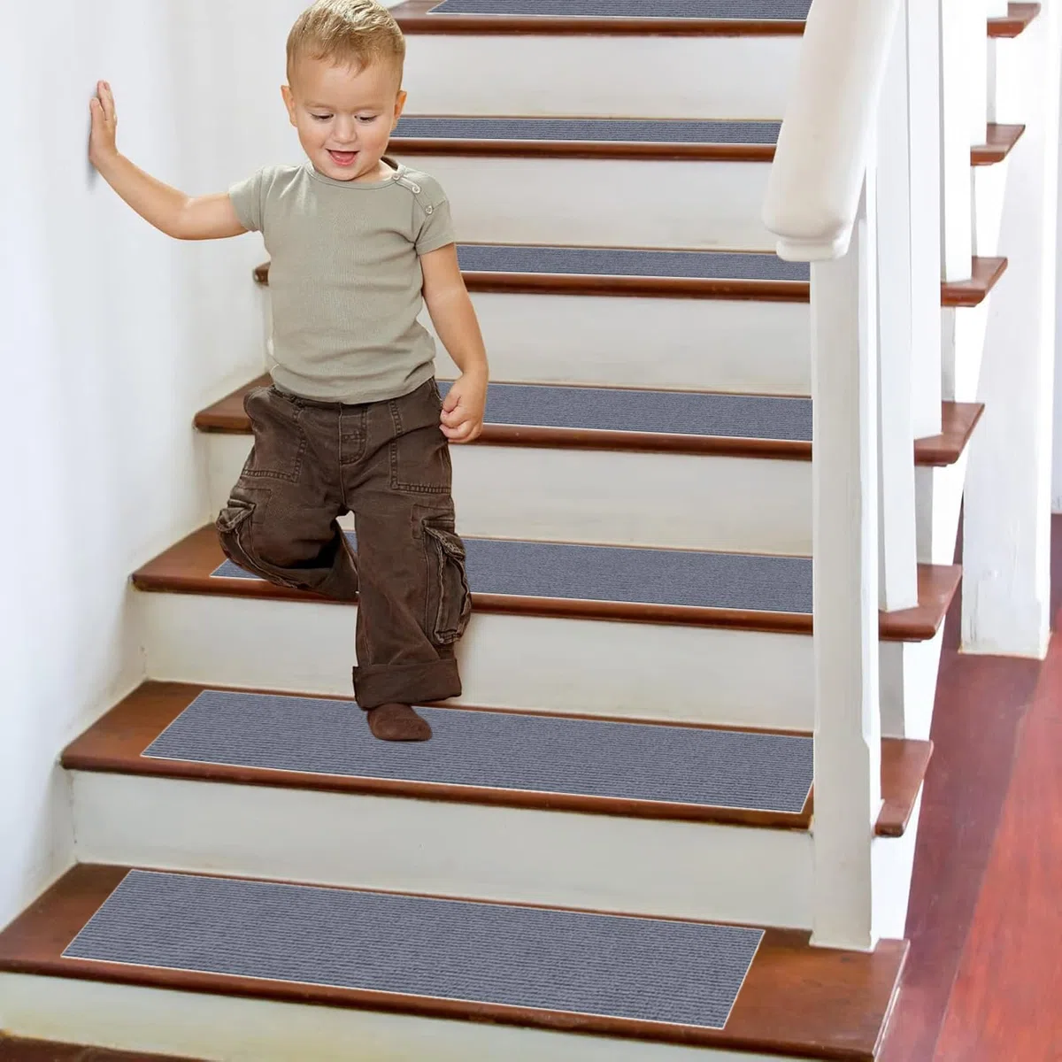 Alfombrillas antideslizantes para escaleras, 26 x 62 cm, TPE, reutilizables y cortables, juego de 5 unidades, perfectas para niños y seguridad en el hogar, cubiertas de escaleras interiores