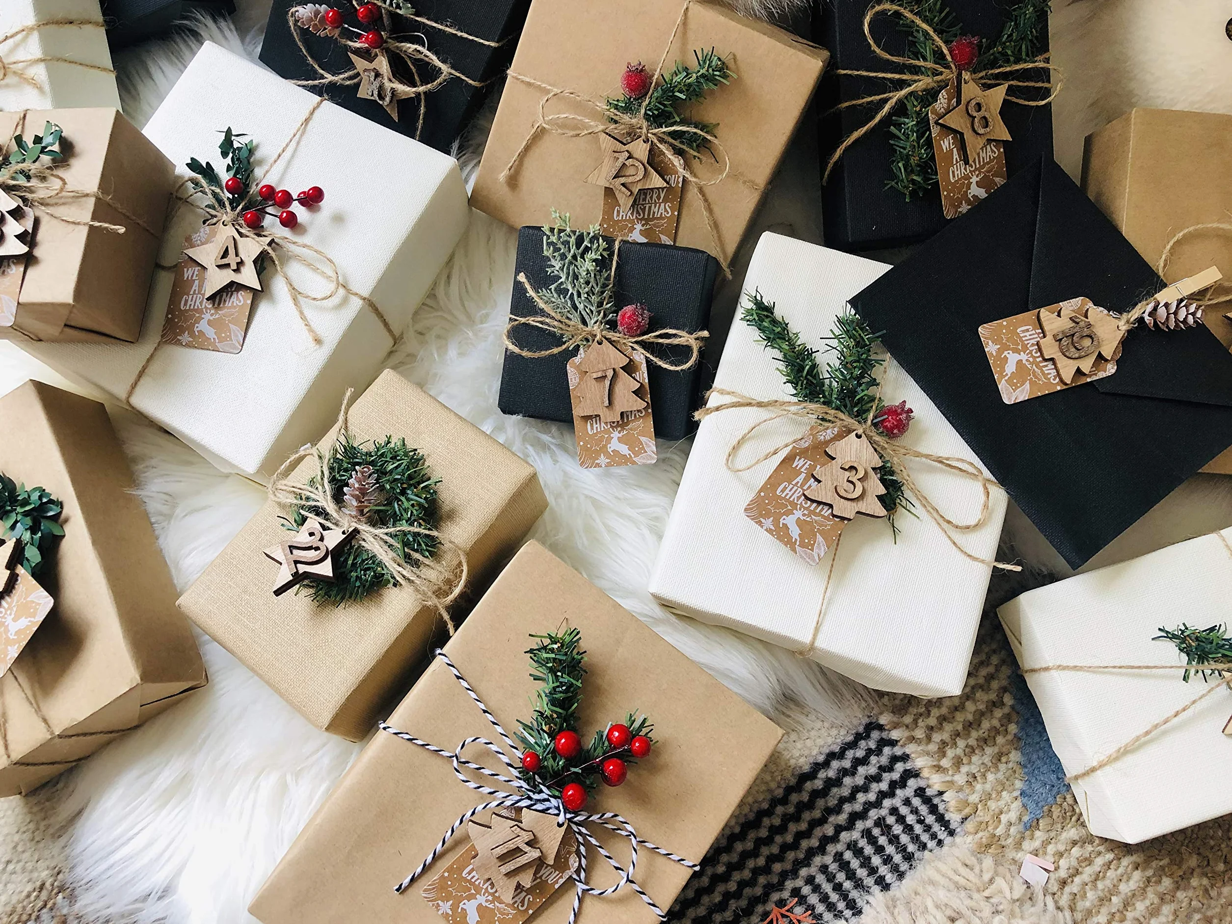 RUSPEPA Rollo de Papel Kraft Blanco - 122 cm x 30 m - Papel Reciclable Perfecto para Envolver Regalos, Manualidades, Embalajes, Cubrir Suelos, Papel de Estiba, Paquetes, Caminos de Mesa