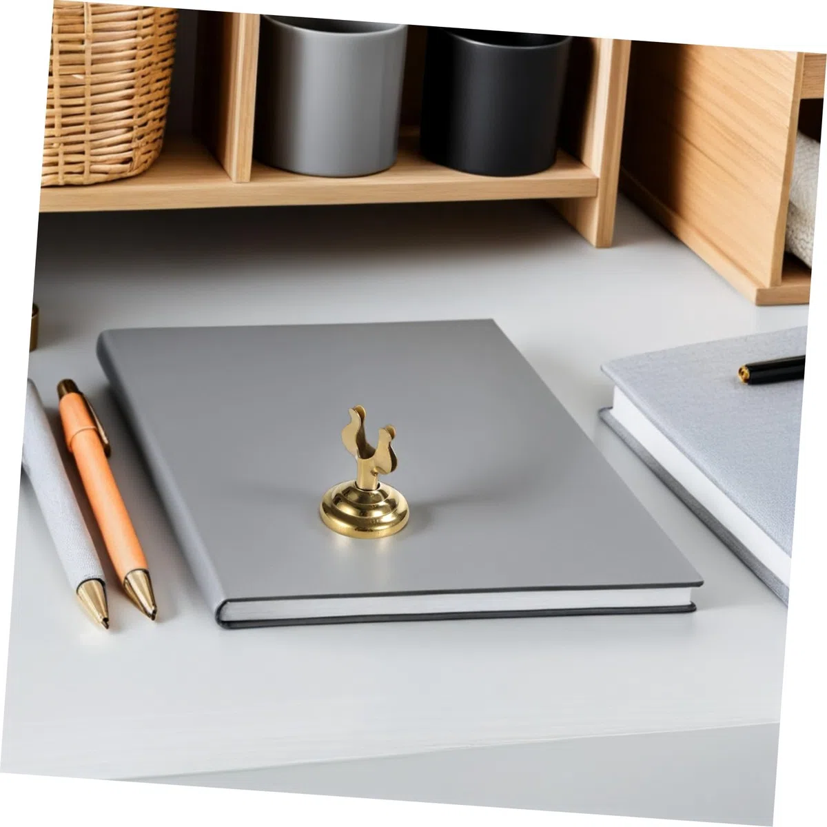 GALPADA Soportes Mini U Inoxidable Para Números De Mesa Clips Para Notas Y Cartas Elegantes Para Fiestas Y Restaurantes 3 Piezas X 7