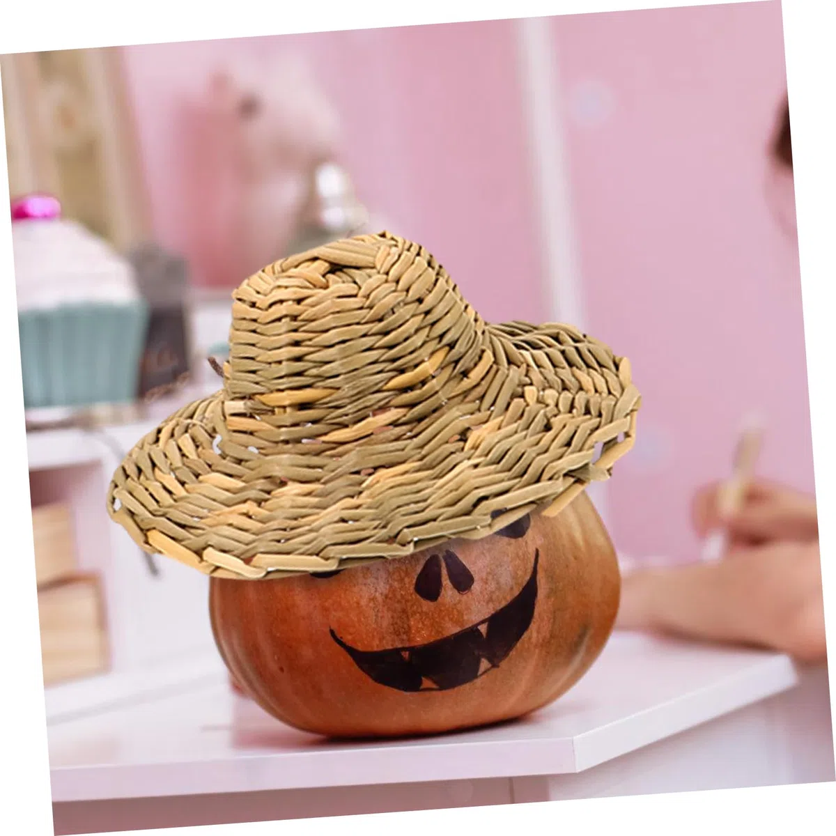 SHOWERORO 5 Mini Sombreros de pequeños Sombreros para Manualidades, Mini Sombreros Tejidos como decoración y Adorno para Mesa, Manualidades, Sombrero Tejido decoración