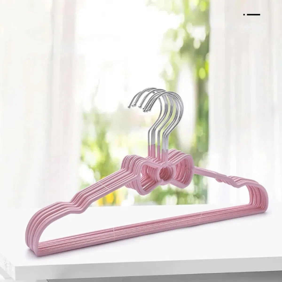 Perchas De Ropa Rosa, Perchas Ligeras Que Ahorran Espacio, Perchas Antideslizantes para Ropa, Perchas para Adultos para Vestido De Chaqueta para Sudadera(Bow Style,20pcs)
