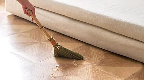 Cepillo de suelo de madera, cerdas suaves de mango corto, herramienta de barrido eficiente para limpieza del hogar, diseño multifuncional para un uso fácil