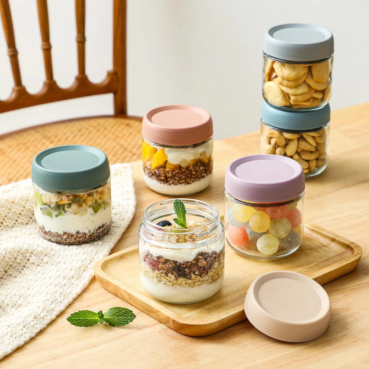 NETANY Paquete de 6 tarros de vidrio de 12 onzas con tapas herméticas, recipientes de avena nocturna con tapas, tarros de ensalada Mason de boca ancha, recipientes de vidrio para almacenamiento de