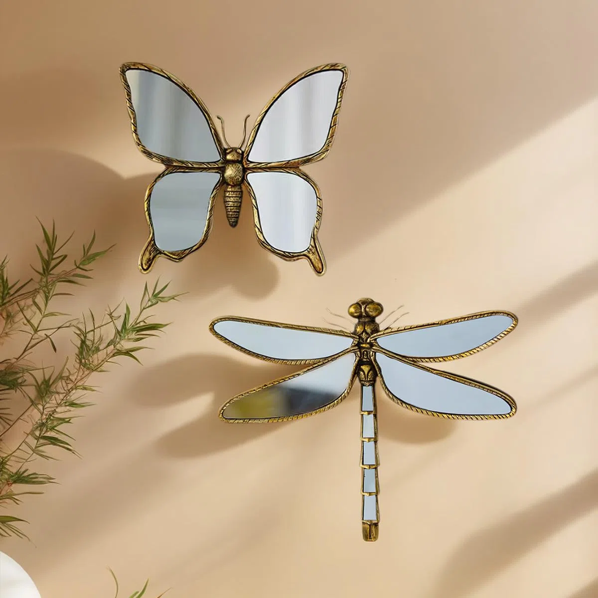 Espejos de pared dorados con libélula - Oro, hechos a mano, decoración de pared de resina y cristal con insectos, perfecto para casas de temática victoriana y europea (libélula)